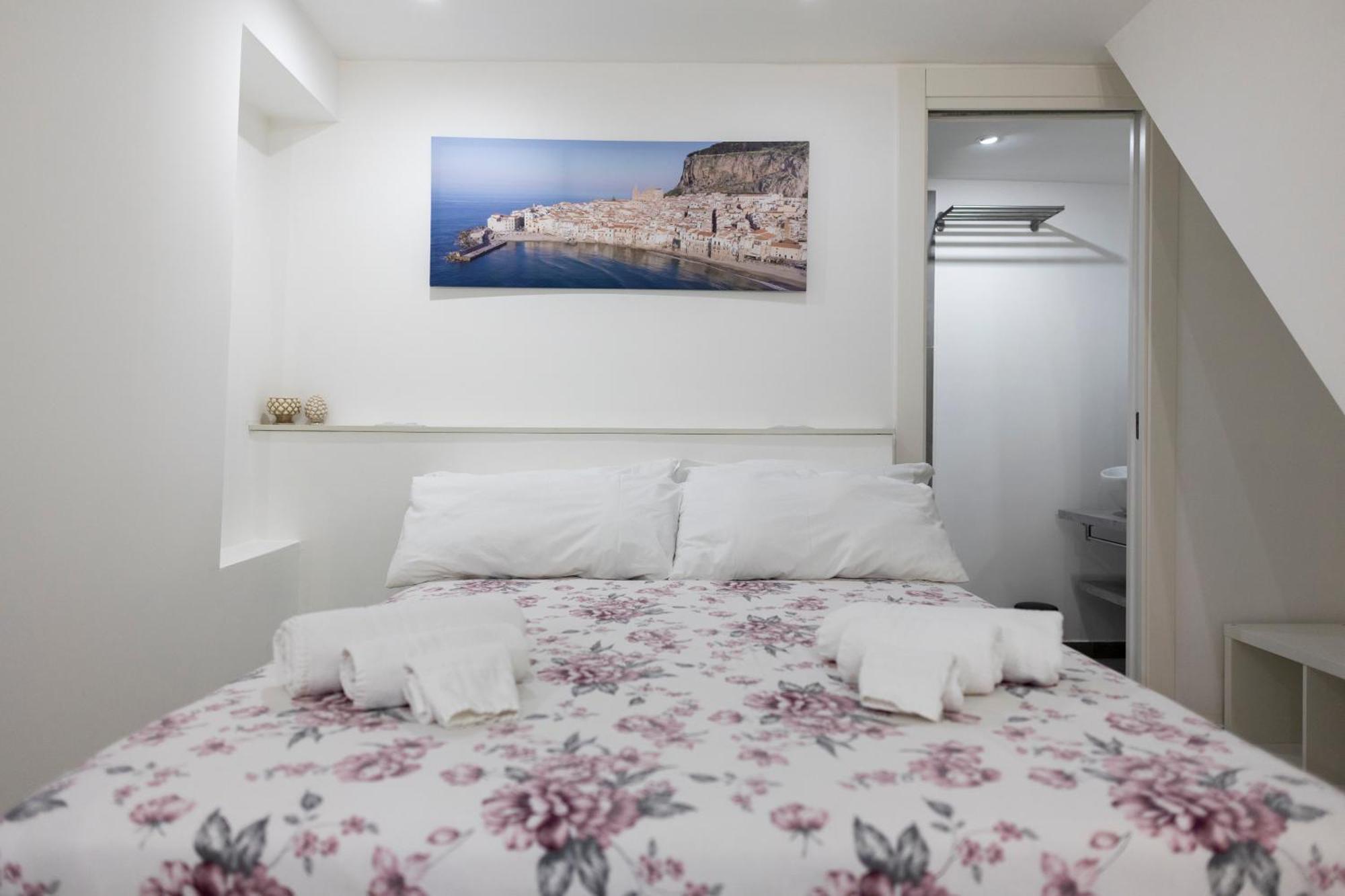 Aurora House Suite Чефалу Екстериор снимка
